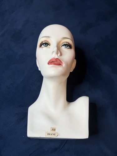 Vtg mannequin head - mannequin,