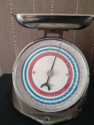 Vintage bank scales - vintage, avery