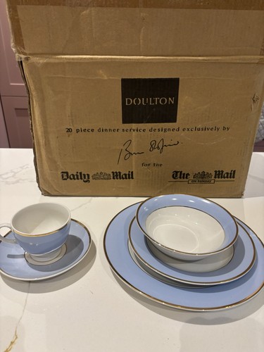 Doulton piece dining set - piece,