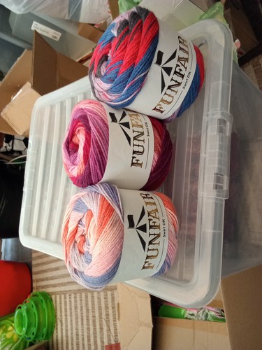Emu funfair swirl - funfair, yarn