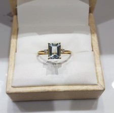 14k Yellow Gold Natural Blue