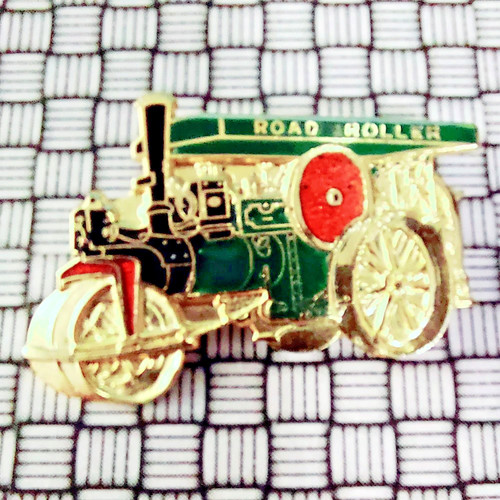 Steam driven road roller - steam,