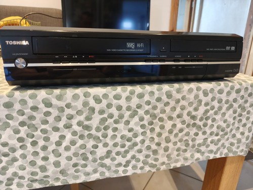 Toshiba vr18dt dvd - d-vr18dt-k-tb, dvd/vcr