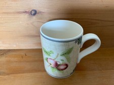 VINTAGE MUG BY ARTHUR WOOD