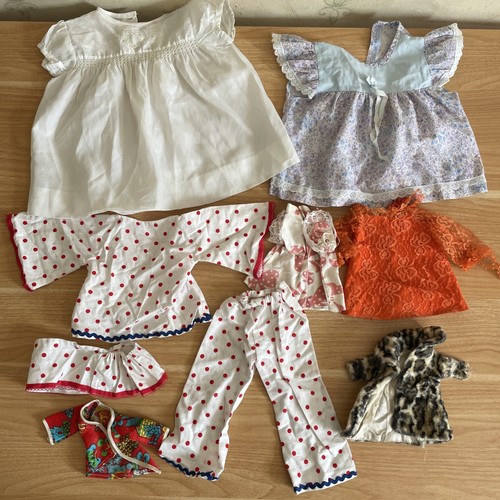 Vintage doll clothes bundle - doll, of