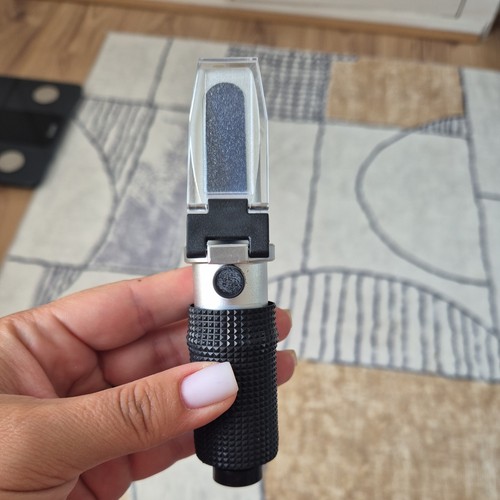 Handheld brix refractometer - brix,