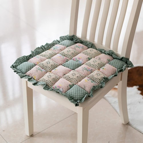 Lace patchwork chair - lace, pad