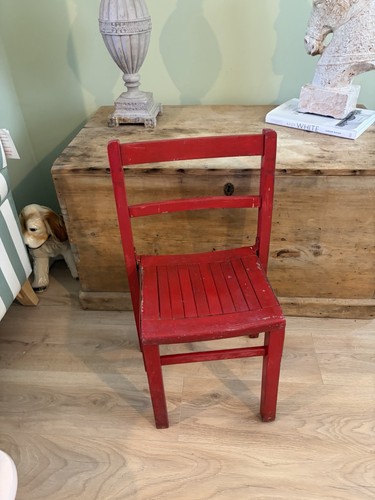 Rustic vintage low school