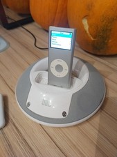 iPod Nano 2gb With JBL Docking