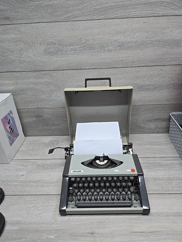 Typewriter olivetti tropical - typewriter:,