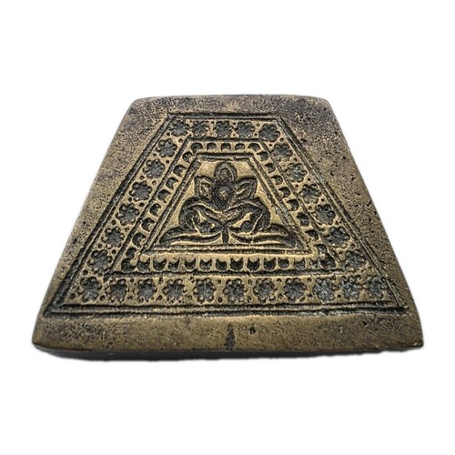 Mughal india goldsmith lotus - mughal,