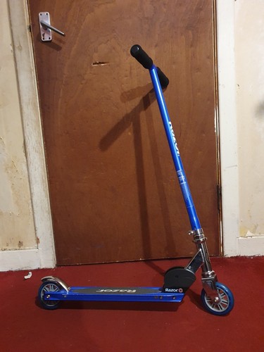 Razor spark sport - spark, kick