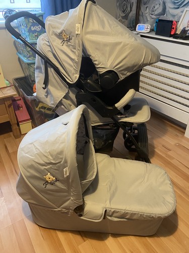 Winnie the pooh pushchair - pooh,