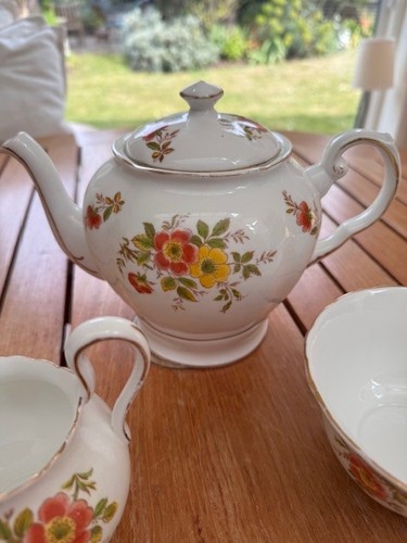 Vintage floral tuscan - floral,