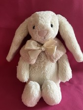 Beautiful Little Jellycat Snow Bunny. Dressed In A Lovely Pink Fur Cape 🐰