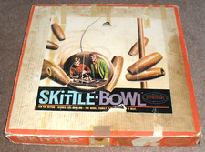 Table Top Skittles Board Game Aurora Family Pub Bar Strategy 1960s VINTAGE RETRO