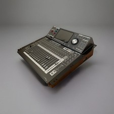 Roland  V-Mixer M-300 - 32