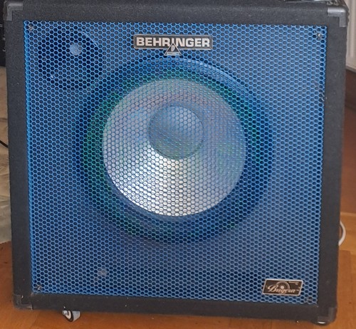 Behringer ba115 bugera 15 - bugera, x