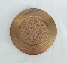 Vintage Mascot powder compact gold brass with engine turned flower design