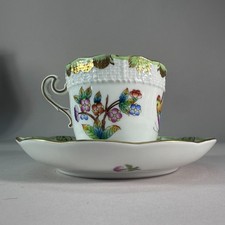 HEREND PORCELAIN HUNGARY QUEEN VICTORIA COFFEE CUP AND SAUCER (706/VBO)