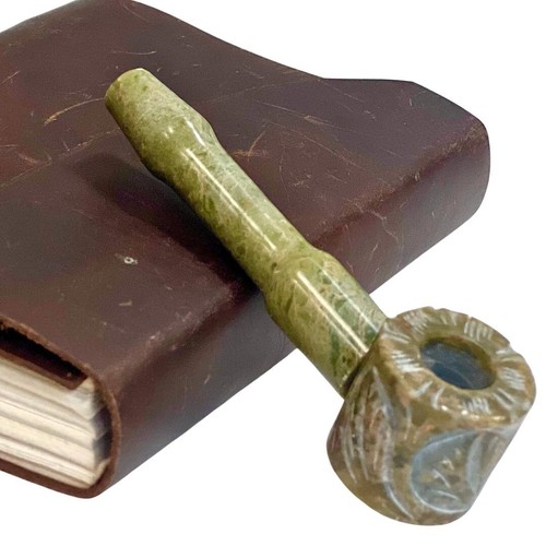 Green jade stone - 4.5',