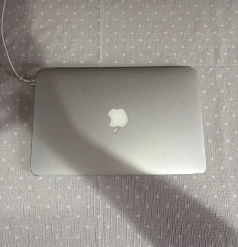 Apple macbook air - apple,