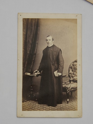 Cdv victorian vicar - a,