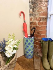 Green and White Diamond Print