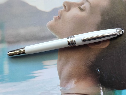 Montblanc tribute fountain - tribute, pen