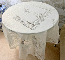 PRETTY VINTAGE WHITE POLYESTER