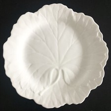 WEDGWOOD MAJOLICA CABBAGE LEAF PLATE WHITE  ETRURIA & BARLASTON 8” 4 Available