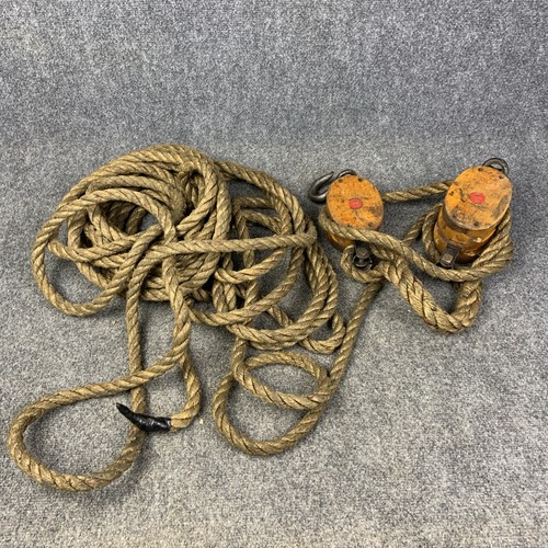 Vintage wood block and tackle - wood,