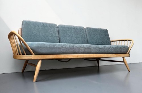 Ercol blonde sofa day - day, mid