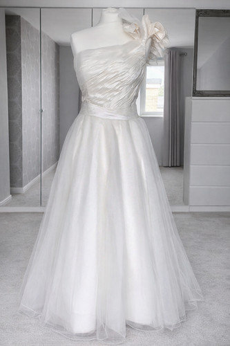 Justin alexander 8527 wedding - alexander,