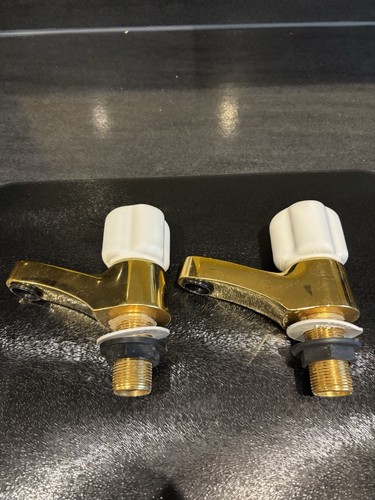 Brass inch bath taps - brass, ex