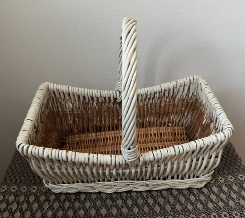 Vtg small wicker shopping