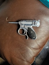 Men In Black Noisy Cricket 3D