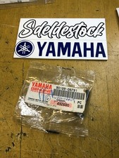 1 bolt 26m yamaha 90109-08781