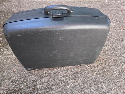 Vintage delsey black hard case - vintage,