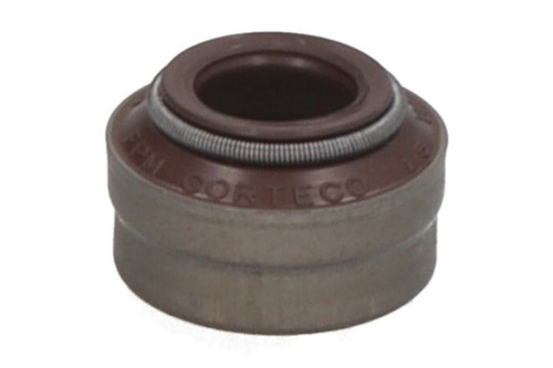 Valve stem seal outlet - stem,
