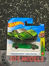 PAGANI HUAYRA ROADSTER GREEN