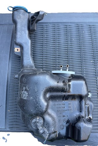 Mercedes e220cdi washer tank - mercedes,