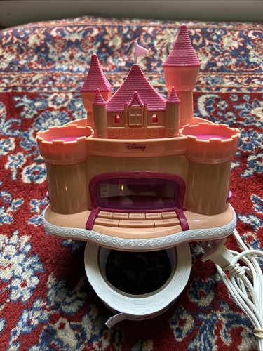 Walt disney princess castle - walt,