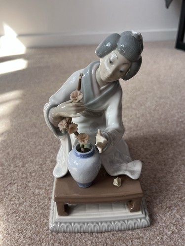 Vintage lladro geisha figurine - vintage,