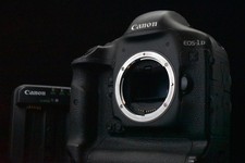 [US Duty Paid] Canon EOS 1D X
