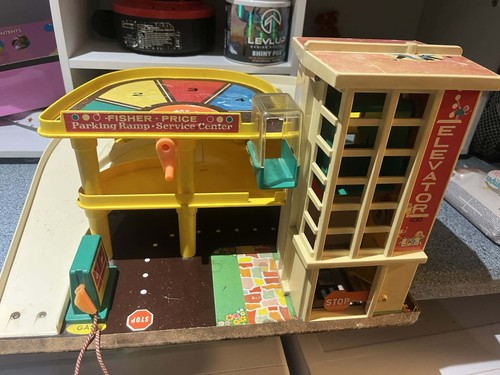 Vintage fisher price - vintage, parking
