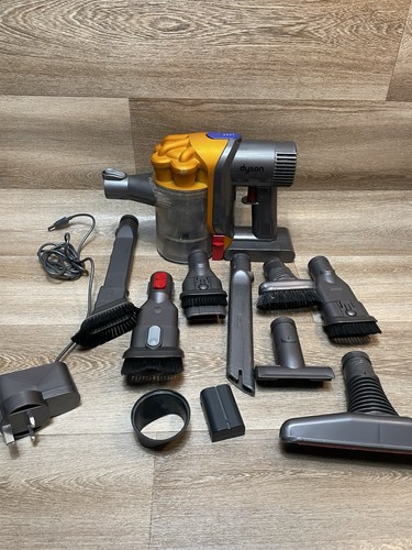 Dyson cordless vacuum - dyson, v6