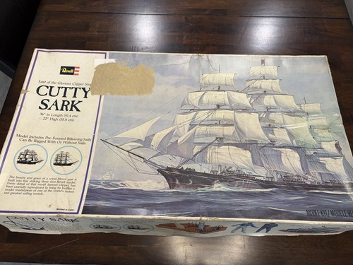 Vintage 1974 revell - vintage, sark