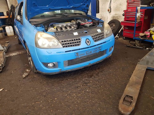 Renault clio sport - renault,