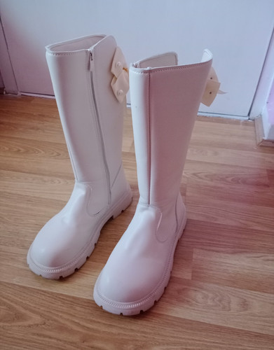 Girl white knee high - high, zip